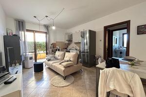 2 LOCALI A MONTE COMPATRI