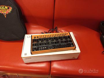 Behringer Crave Spedito