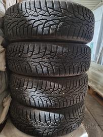 4 ruote invernali complete di cerchi