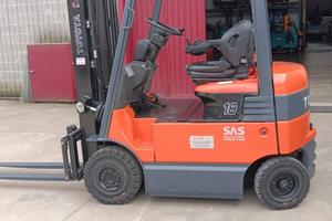 muletto elettrico 18q triplex Toyota