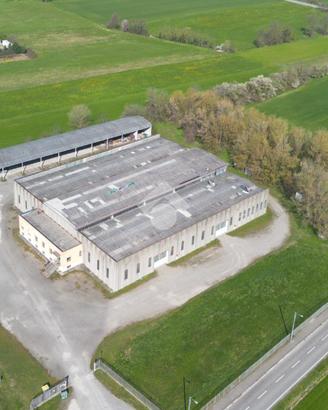 CAPANNONE A CASTEL SAN GIOVANNI