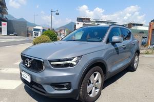 Volvo XC40 D3 Momentum Pro AUTOM. RETROCAMERA NAVI