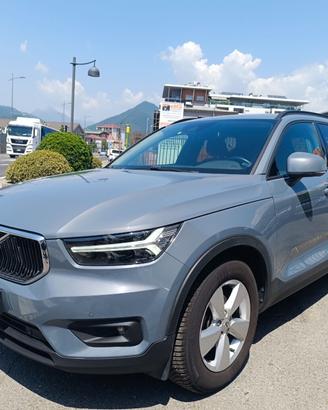 Volvo XC40 D3 Momentum Pro AUTOM. RETROCAMERA NAVI