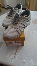 Snekers estive nuove