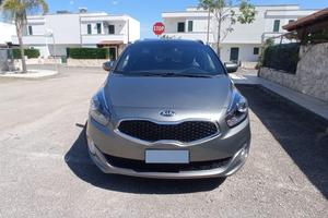 kIA  CARENS 1.7 CRDI 141 CV DCT