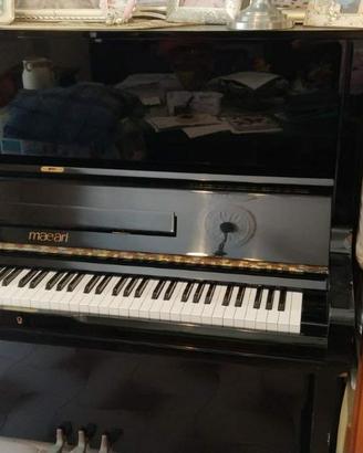 Pianoforte acustico Maeari