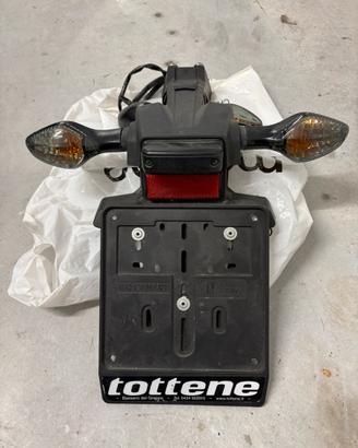 Porta targa e frecce Honda CB 650 F