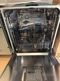 Lavastoviglie Hisense 14 coperti