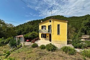 CASA SEMINDIPENDENTE A GUALDO TADINO