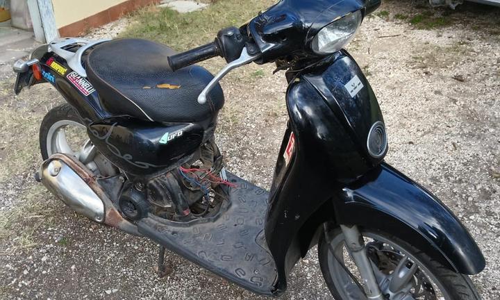 Scarabeo motorino 50