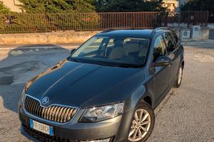 SKODA Octavia 1.6 TDI CR 110 CV DSG Wagon 