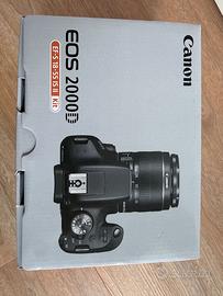 Canon Italia EOS 2000D + EF-S IS II Fotocamera