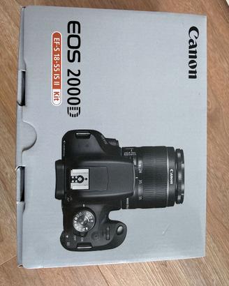 Canon Italia EOS 2000D + EF-S IS II Fotocamera