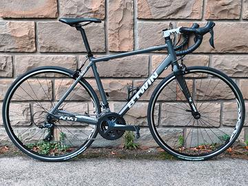 Triban 520 Shimano Sora con 3 uscite