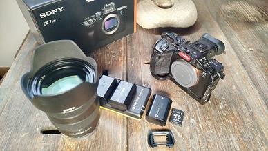 Sony A7s III + Sony 24-105 f4 + accessori