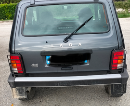 Lada niva bronto