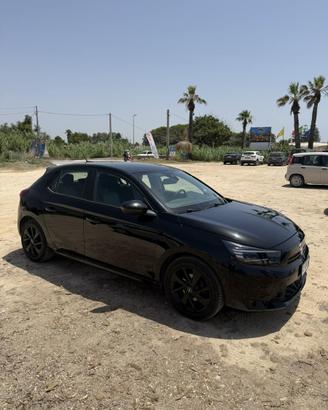 Opel Corsa black edition