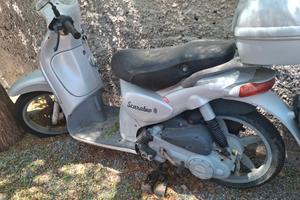 scarabeo 100 4 tempi anno 2002
