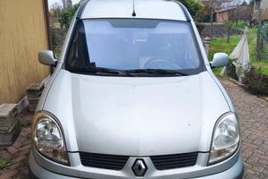 Renault Kangoo GPL gancio traino cambio automatico