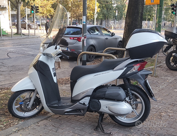 Honda SH 300 ABS 31.394 km