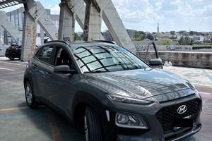 unico proprietario hyundai kona
