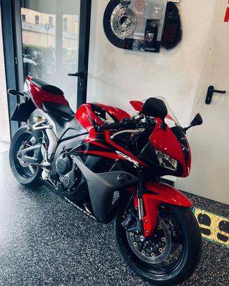 Honda CBR 600 RR UNICOPROPRIETARIO MOTO PERFETTA