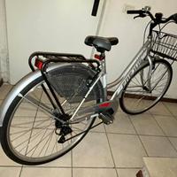 bicicletta city bike r28