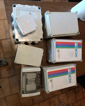 scatole di giunzione e contenitori elettrici 