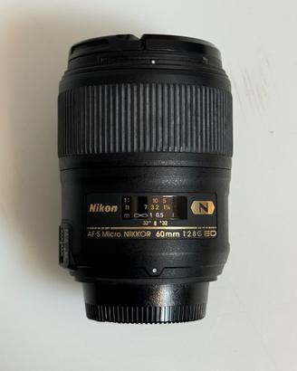 Obiettivo Nikon AF-S Micro NIKKOR 60mm F/2.8 G ED