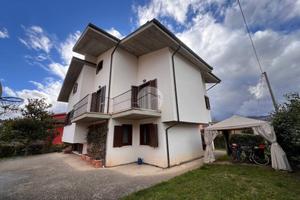 VILLA SINGOLA A L'AQUILA