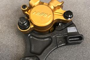 Pinza posteriore Nissin Triumph