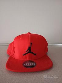 Cappello Jordan Rosso 