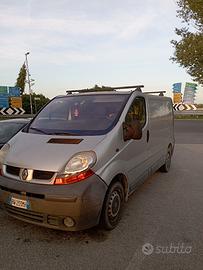 RENAULT TRAFIC 1.9