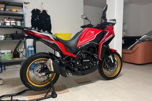 Moto Morini X cape 650 gold whells edition