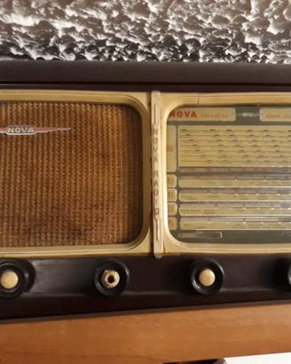 radio marca Nova vocedoro