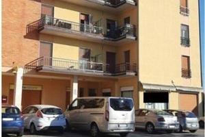 Immobile in asta di 80 m² con 3 locali e box auto 