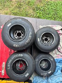 Set cerchi e gomme kart