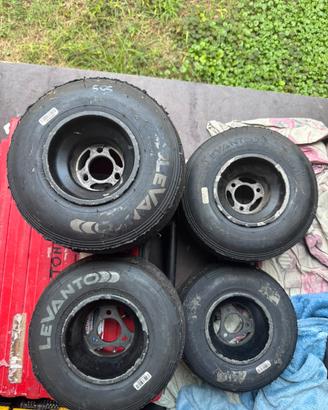 Set cerchi e gomme kart