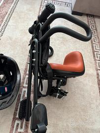 Casco bici e seggiolino