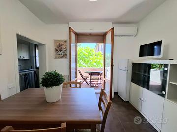 Rif.32 trilocale a 100mt dal mare 5/6 posti letto