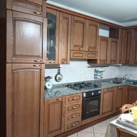 CUCINA COMPLETA CON MOBILE SOGGIORNO