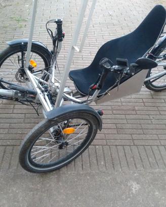 trike bici reclinata