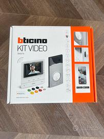 Kit videocitofono Urmet usato in scatola BTicino