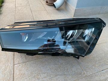 Fanale anteriore sinistro skoda enyaq