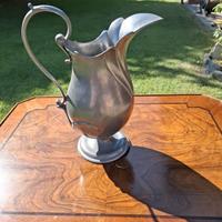 set di oggetti in peltro