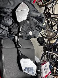 Specchietti motocicletta 