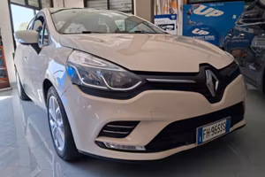 RENAULT Clio Intens 1.200 16v 75cv 5porte