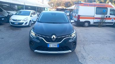 Renault Captur 1.6 Full Hybrid E-Tech Auto