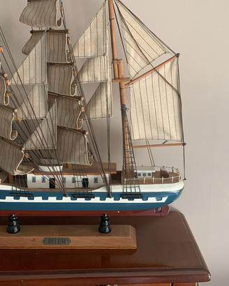 Nave in miniatura
