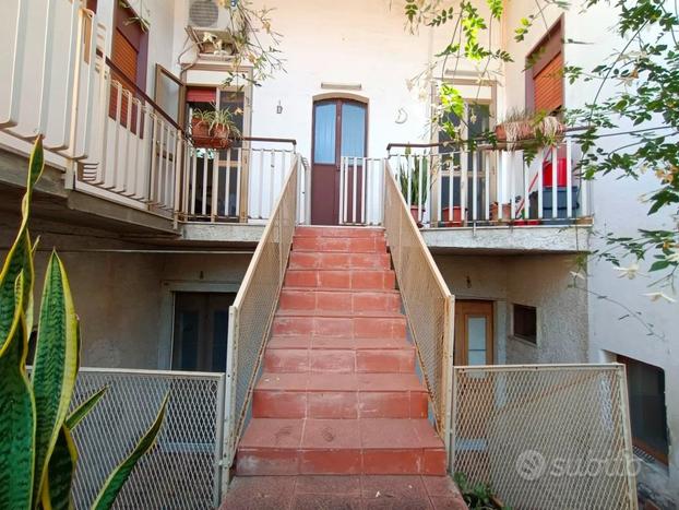 Casa singola con giardino e terrazza catania